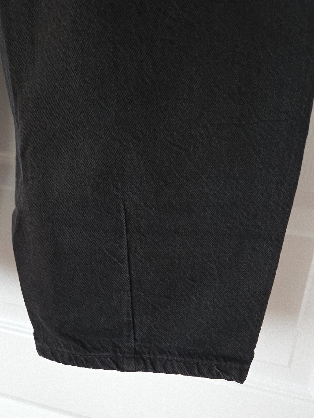 NWOT Reitmans High-Rise Barrel Jeans,Black, Size 29 - Picture 8 of 15